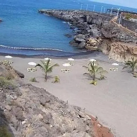 아파트 Marina Palace Vista Piscina 아데제
