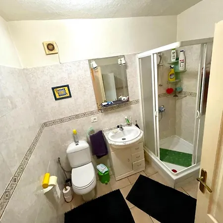 Marina Palace Vista Piscina דירה *